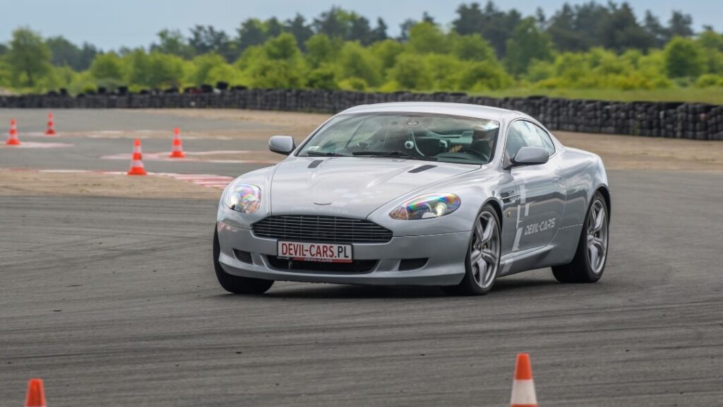 Aston Martin DB9 - Pomysł na MOTOprezent