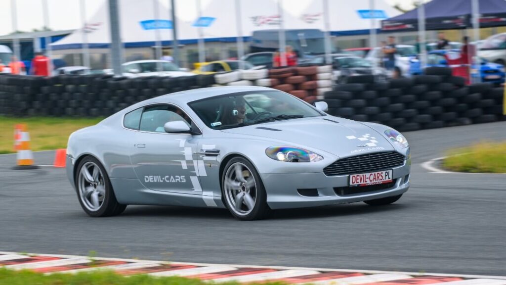 Aston Martin DB9 - Pomysł na MOTOprezent