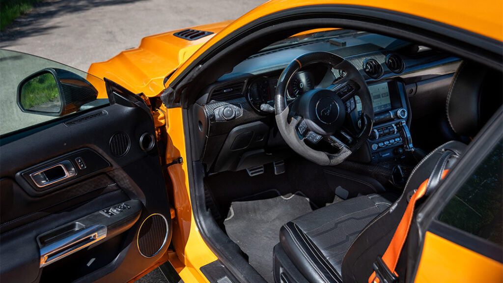 Ford Mustang GT4 Pack - Pomysł na MOTOprezent marzeń!