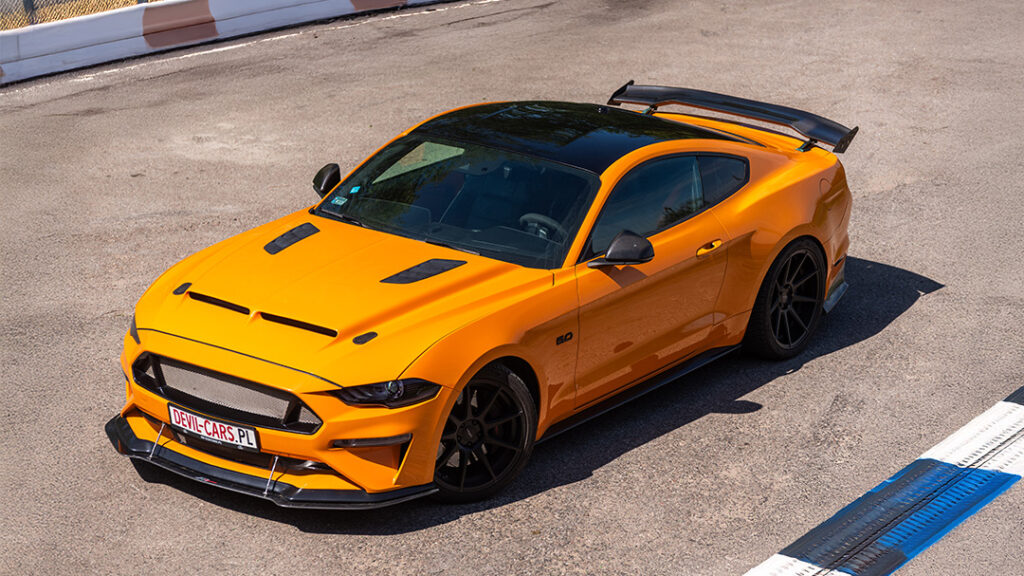 Ford Mustang GT4 Pack - Pomysł na MOTOprezent marzeń!